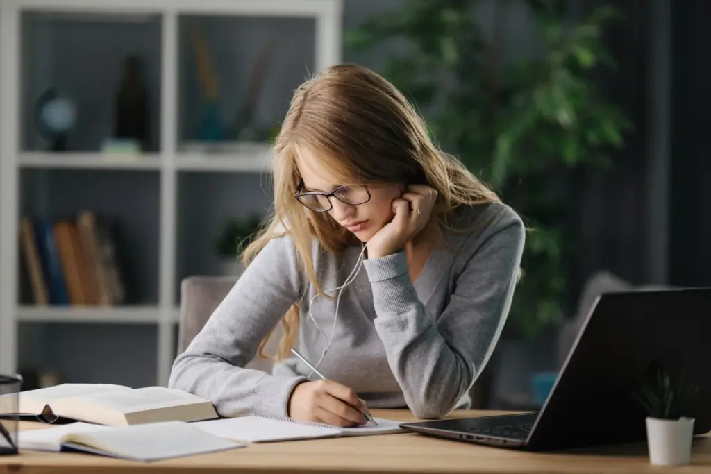 Kratke pauze za dugi vid – kako metoda 20-20-20 štiti vaše oči